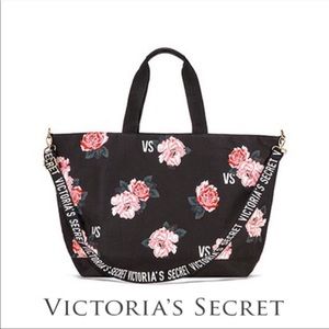 Victoria’s Secret floral weekender tote bag nwt